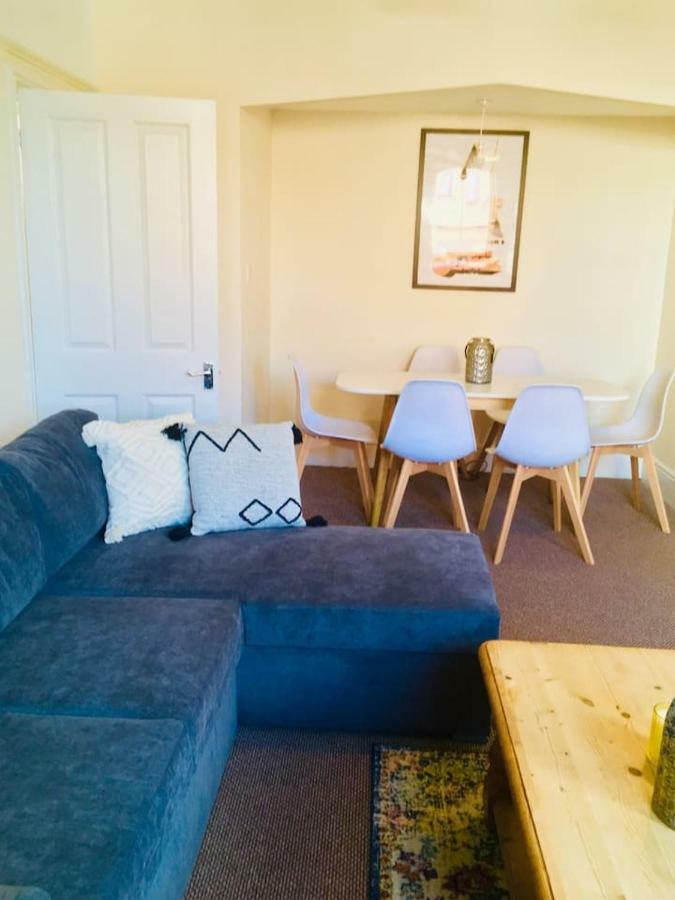 Spacious Apartment In The Heart Of St Leonards Newport Beach Exterior foto